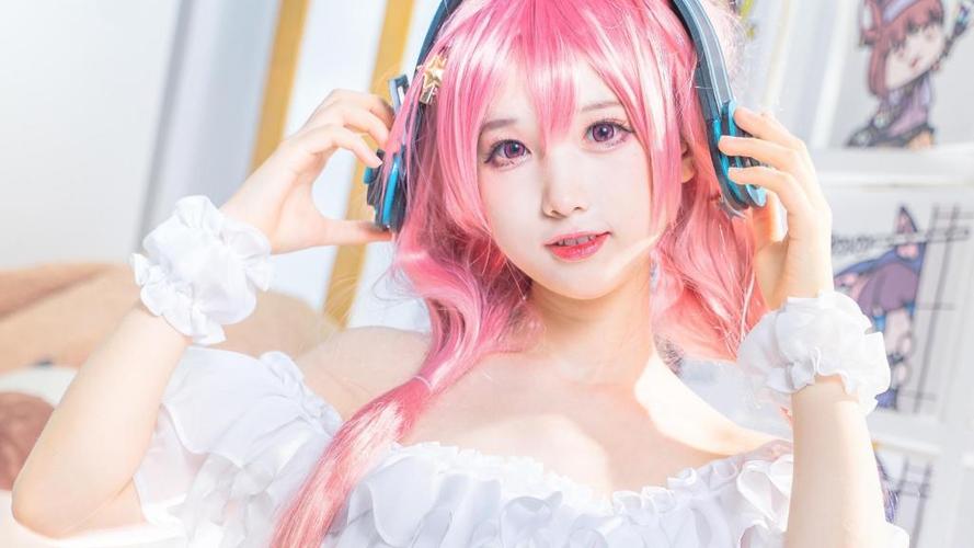 娇憨粉毛美少女白嫩诱人写真,高清壁纸图片,可爱美女-回车桌面