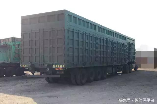 百吨王在它面前黯然失色!7轴26个轮胎能装180方!