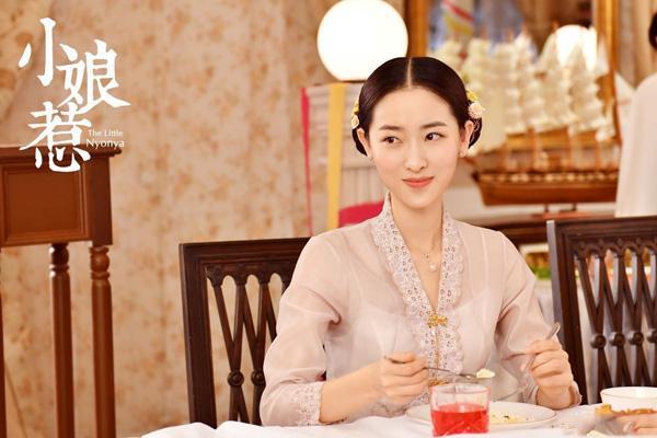 女性励志传奇电视剧小娘惹开播赚足观众的眼泪