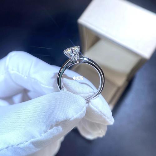 钻石_钻戒_六爪钻戒_结婚_求婚_爱情故事_求婚钻戒_时尚_配饰