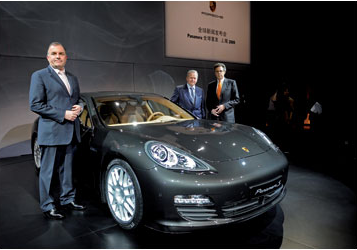 日产gtr宣布保时捷在上海车展上向世界展示panamera