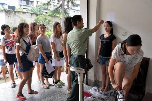女兵身高要求多少盘点2020女兵征兵政策