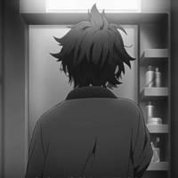 伤感的qq动漫头像男生背影