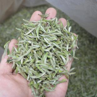 2018年白毫银针5a 明前头采小米针 福鼎白茶散茶