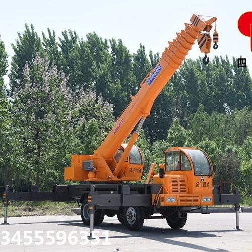 济宁四通12吨变形金刚吊车全国热销