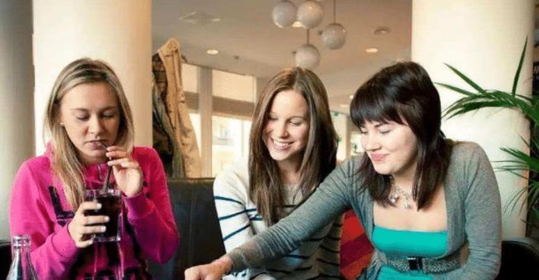 外国人问为什么芬兰人看起来像中国人