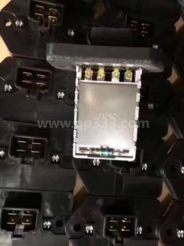 8 景程君威2.0 克鲁兹英朗 铝气门上盖大量到货