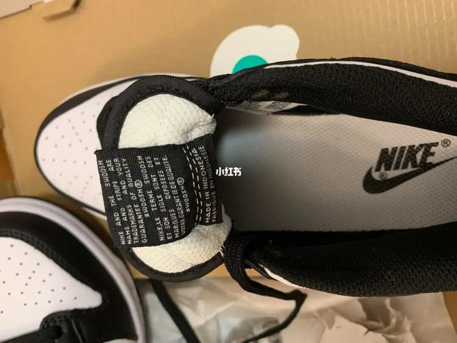 求大神鉴定真假黑白dunk_nike dunk_熊猫_dunk_潮流_好物推荐_球鞋