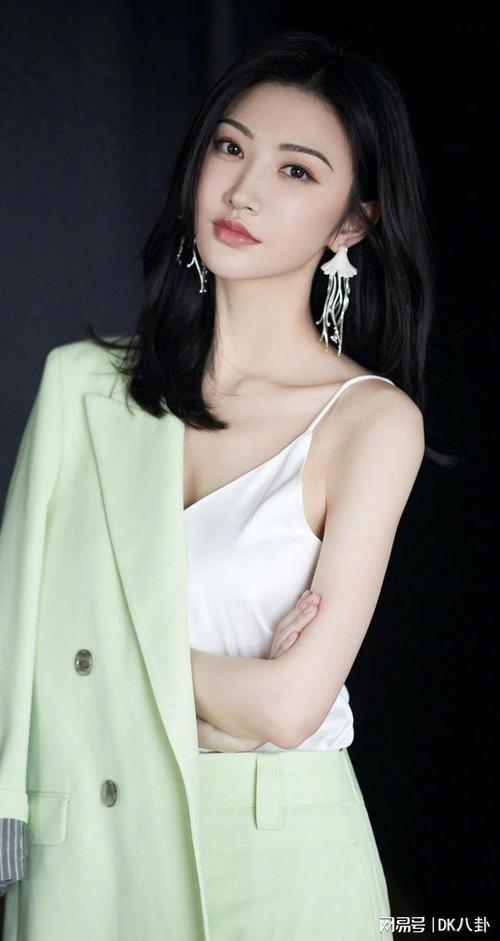 景甜,淡绿色的诱惑,玉女,御姐,纯情,成熟,性感