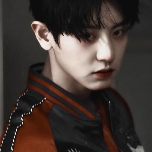 ℡朴灿烈青春疼痛伴随著我