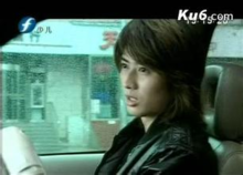 泽西是《铠甲勇士》中登场的虚拟角色,由陈泽宇饰演.