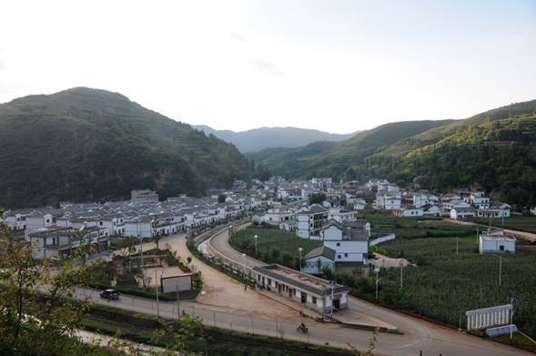 富源县竹园镇实施"六项工程"建设美丽乡村