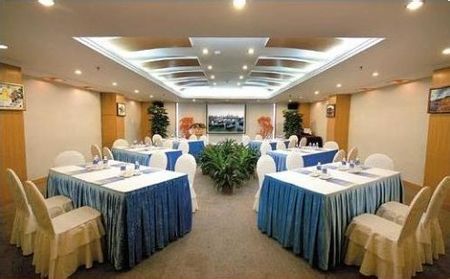 会议室 鱼骨式布置技巧