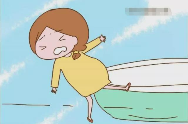 雪天出行如果孕妇不慎摔倒了,不要慌张,如果大人没事,并无异样是无妨