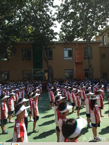 北京市东城区培新小学(低部校区)操场图片 - 第5张