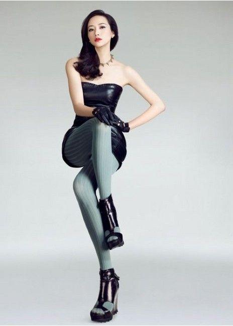 韩雪性感大片 露美腿展魅惑(组图)_时尚图库_中国女装