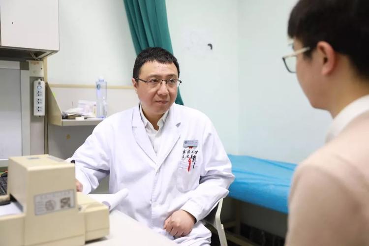 从一辈子要背"粪袋子",到重新找回"性福":直肠癌患者423天治疗心路