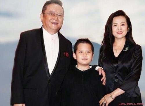 郑艳东图片郑艳东是哪年出生