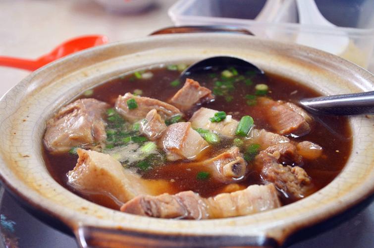        新峰肉骨茶