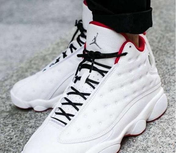 运动鞋系鞋带方法有哪些?