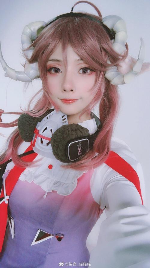 先是我们的柒音和柒妖,这两位可是甜蜜cp,措不及防的塞你一嘴狗粮.