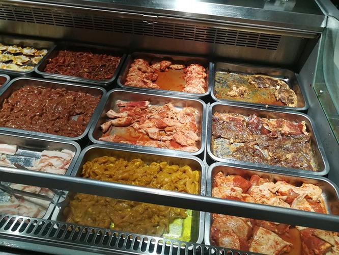 最低只要51元的单人自助餐,正宗韩式烤肉,鲜肉种类都有很多