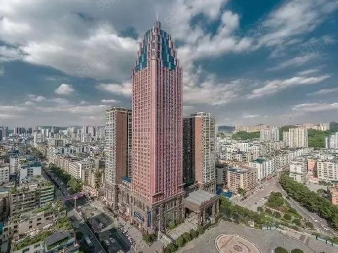 中华路世贸华庭高端电梯房150平3室2厅可办公和开工作室