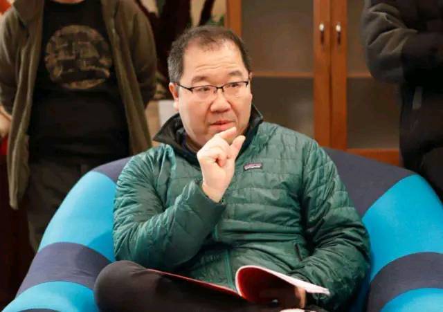 巴图升级当爸爸,英达如今想让孙子认祖归宗,宋丹丹霸气回应