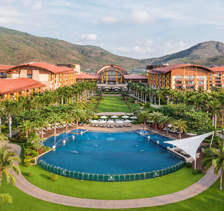 三亚亚龙湾瑞吉度假酒店