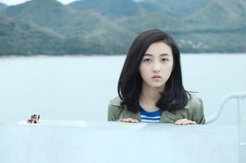 连杨紫都也来越美了,张子枫你确定不给造型师加鸡腿?