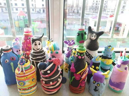 瓶瓶罐罐大变身——兰州新区第五幼儿园中一班特色课程主题系列活动