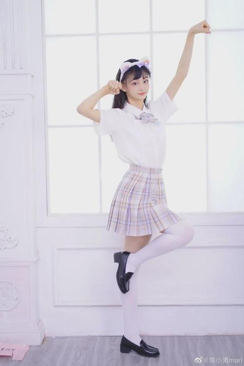 jk校服我给你糖吃
