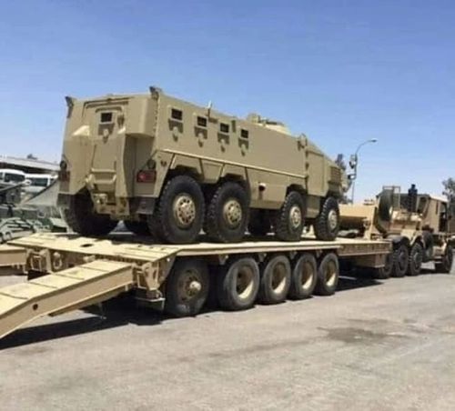 5月19日,约旦军事援助利比亚国民军的al-mared 8x8型轮式装甲车.