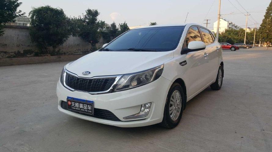 【淮南】2013年1月 起亚k2 k2两厢 1.4l at炫酷纪念版 自动档