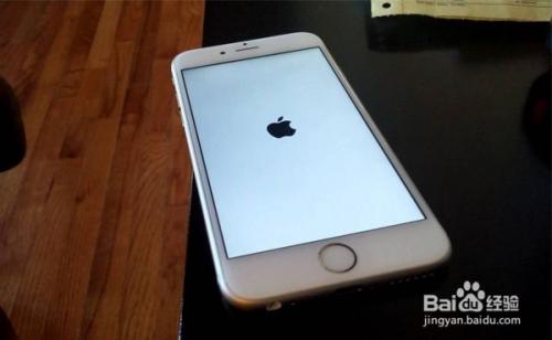 iphone8plus死机怎么重启