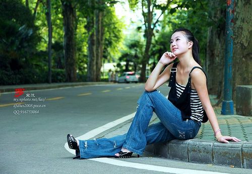 标题:清凉——校园外拍
