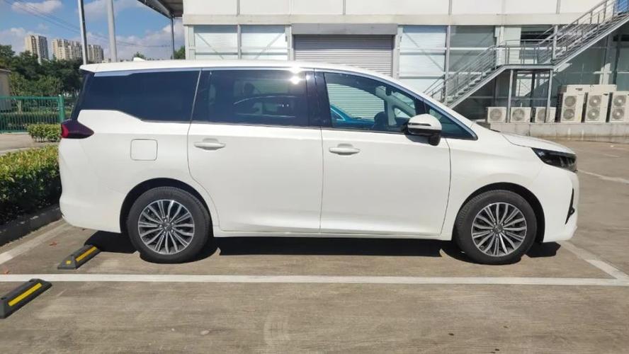 广汽传祺gm6报价及图片全系最高直降3万销售全国