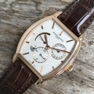 江诗丹顿马耳他机械男表