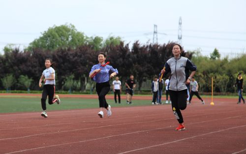 同享竞技快乐 共建美好校园——叶榭学校举办第十一届学生校园运动会