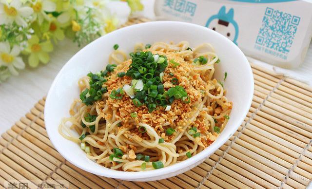 5元!最高价值13元的腌面/饭3选1,提供免费wifi.
