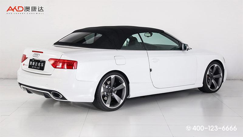 澳康达2013款 奥迪rs5 软顶敞篷轿跑