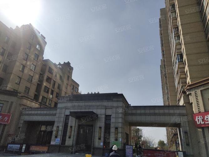 皖新文化广场翡翠庄园