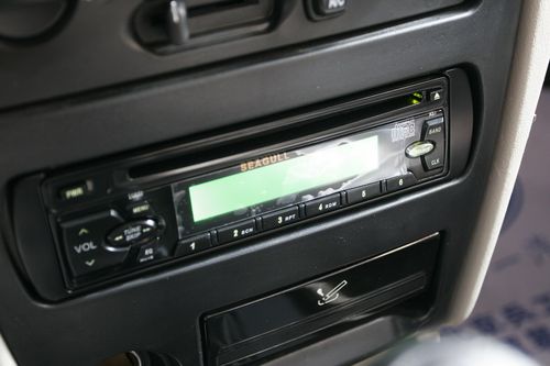 天津一汽夏利n3两厢cd播放器_夏利a 内饰图片34257_汽车图库_新浪汽车