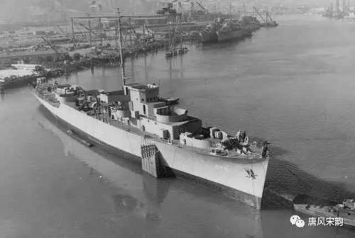 图示:日本早期"楠"级护卫舰,原美国"塔科马"级巡防舰