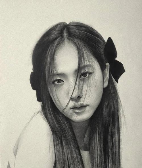 一幅画20000笔,这素描太细腻了,张张让人佩服这画技