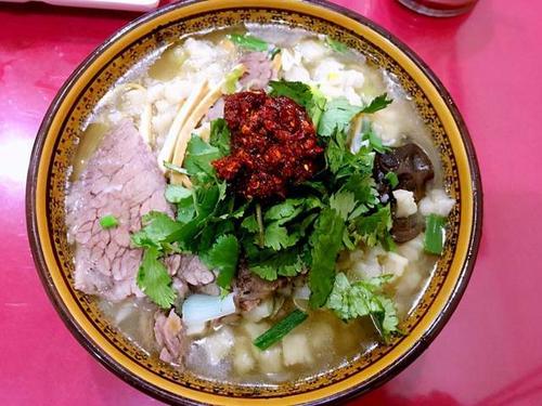 西安羊肉泡馍那么好吃,为啥没能火遍全国?4个"缺陷"限制其发展