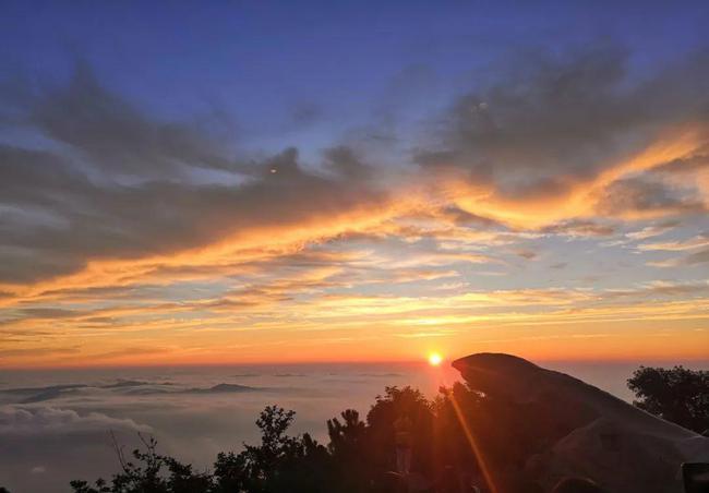 泰山日出,不可错过的绝美风景～|岱顶|云海|山巅_网易