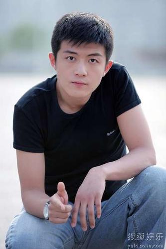 李泽锋热拍《母子连心》 和王静戏里戏外感情深