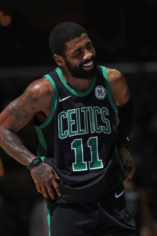 【篮球 美图】|欧文×典藏壁纸