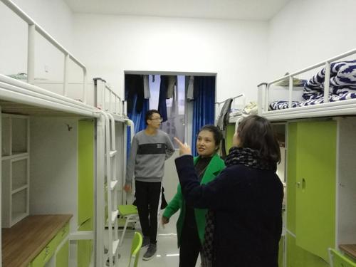土木工程学院组织师生进行安全消防演练-喀什大学土木